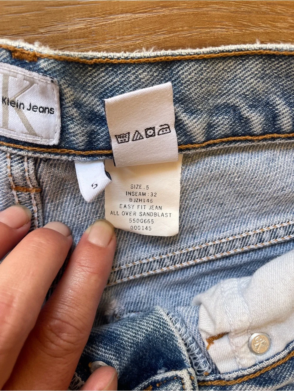 Vintage 90’s Calvin Klein Easy Fit Jeans - Picture 5 of 9